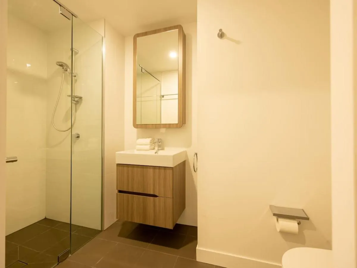 Cbd 3B2B Suite Near Everything With Parking And Balcony 브리즈번 오스트레일리아